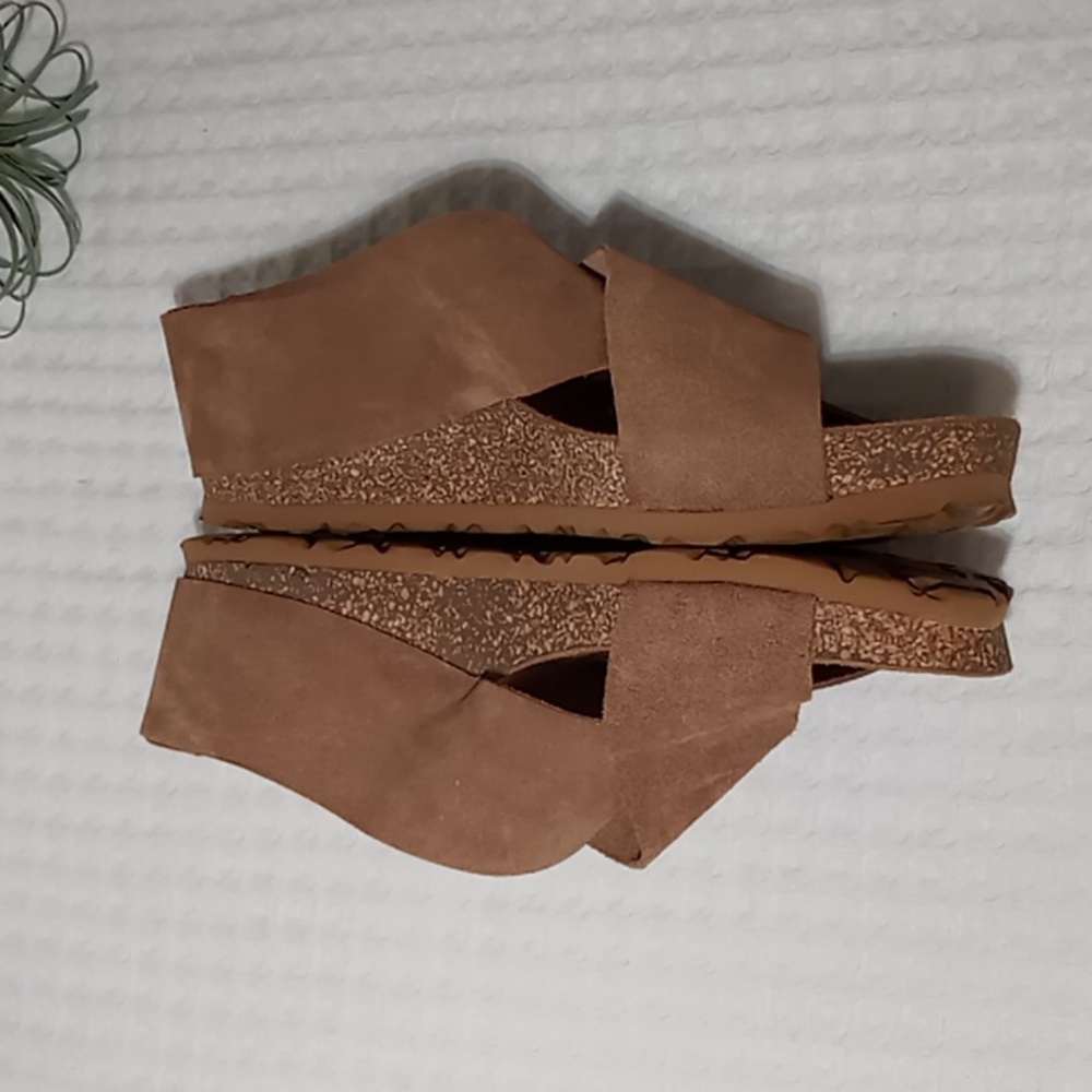 Yokono Tan Suede Cross Band Cork Wedge Mule Size 9 - Picture 11 of 13